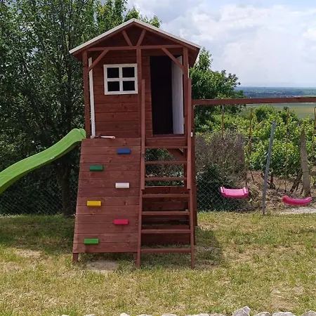 Tenkes-hegyi Vendeghaz Hébergement de vacances Siklós